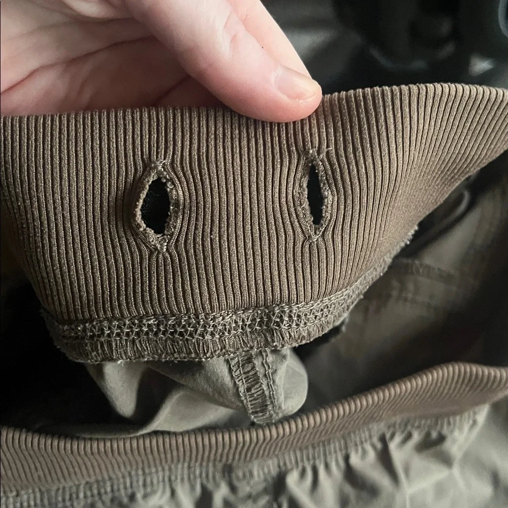 EUC WOMEN’S TRAIL MIX TITLE NINE SMALL SHORTS